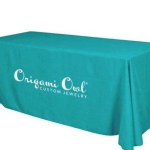Origami Owl Banquet Tablecloth - 11' x 7.5'